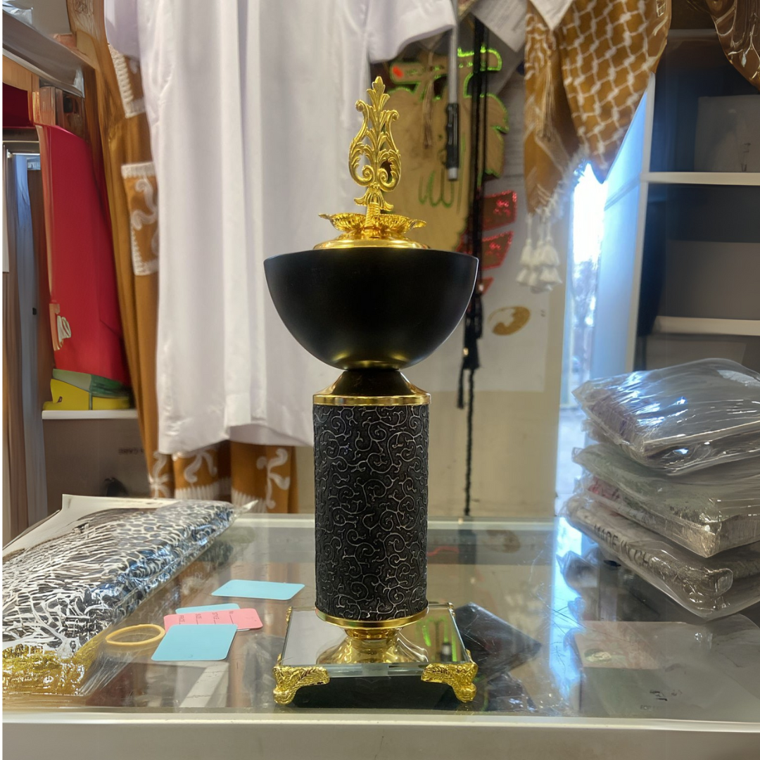 Elegant Black Incense Burner – Modern & Stylish Aromatherapy